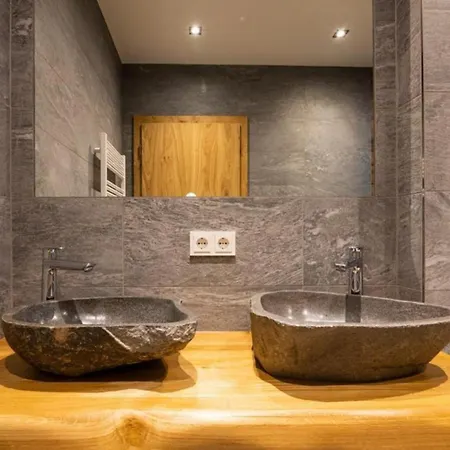 Falkensteinalm Friends 1+2