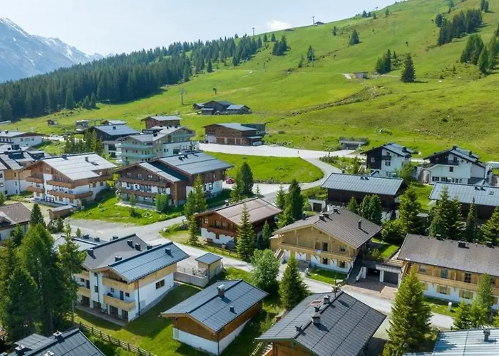 Falkensteinalm Friends 1+2 *